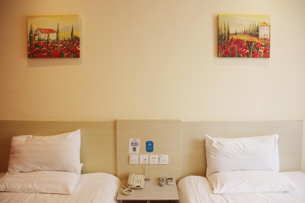 Hanting Hotel Shenyang Zhongshan Square Oda fotoğraf